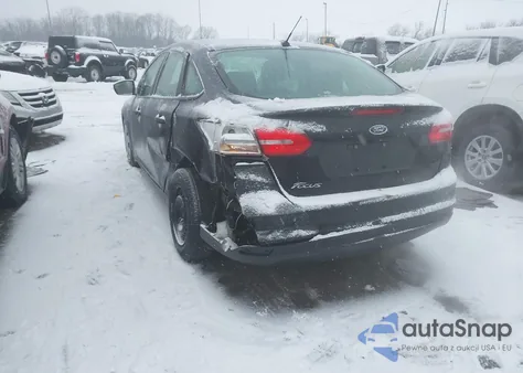 2017 Ford Focus S из США, поврежденный, VIN 1FADP3E20HL332075